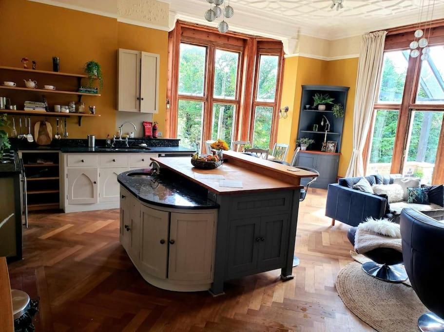 3 Bedroom 3 Bathroom Ground Floor Condo With Veranda ไรเกท ภายนอก รูปภาพ